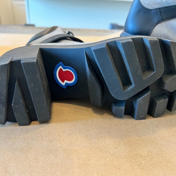 MONCLER Carol Leather Ankle Boots Size 40 - Picture 5 of 16